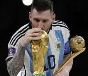 詹俊警示,红军球迷应,直面引援挫,8波足球比分,8波体育即时比分,8波体育比分网,比分直播